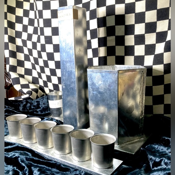 Vintage New Old Stock Metal Candle Molds Various Sizes As Shown - Picture 2 of 12